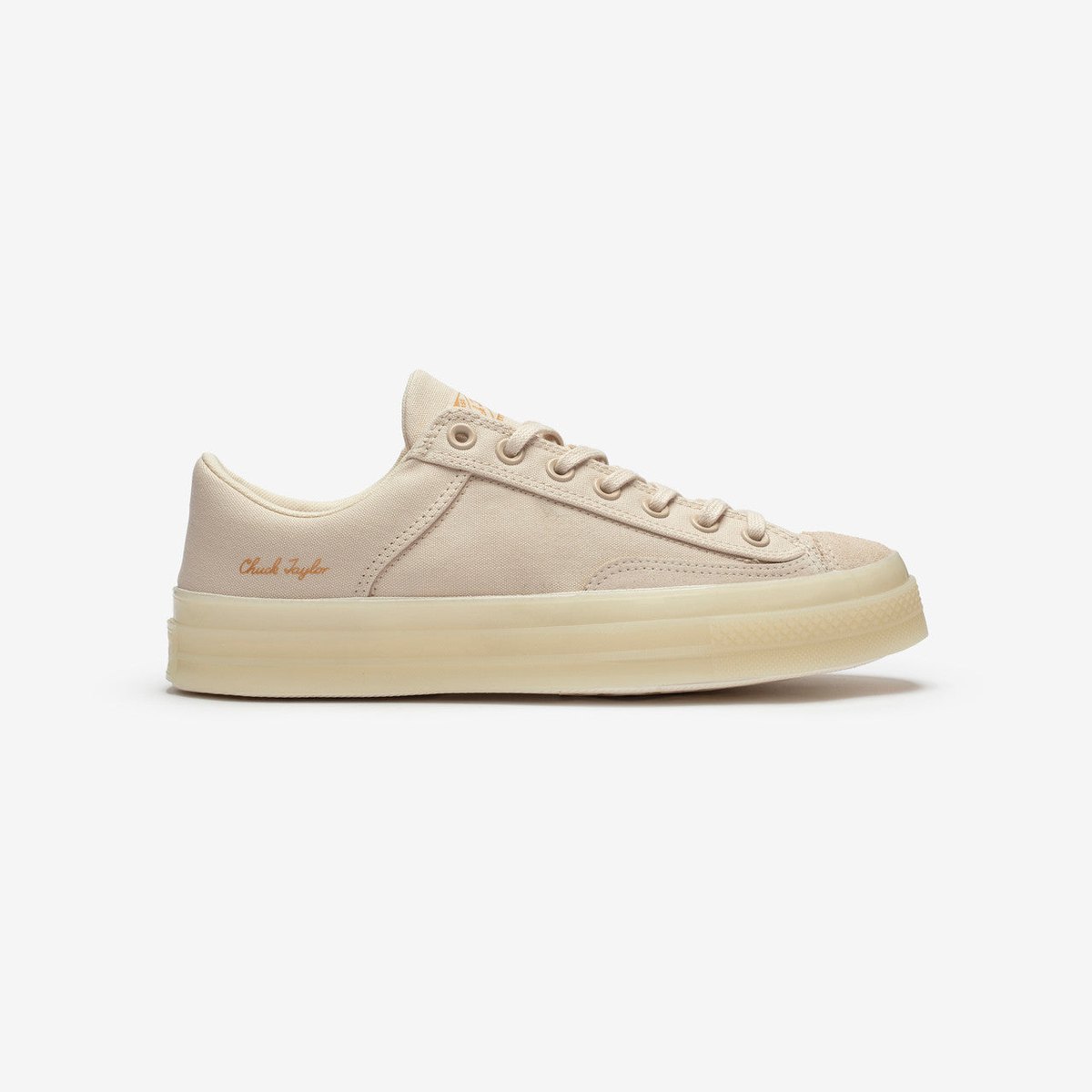 CONVERSE CHUCK 70 MARQUIS LOW (UNISEX) (LIGHT DUNE/GOLD/EGRET) — Style A10367C