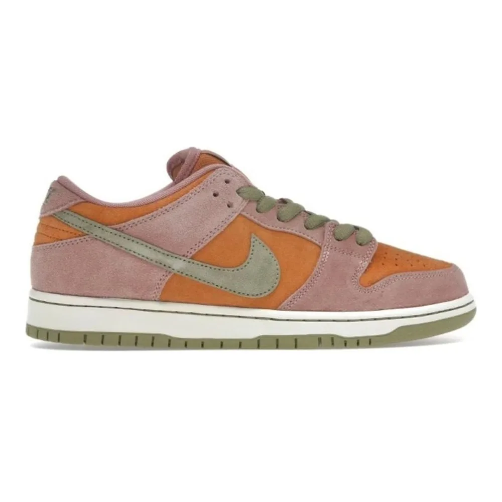 NIKE SB DUNK LOW PRO (RED STARDUST)
