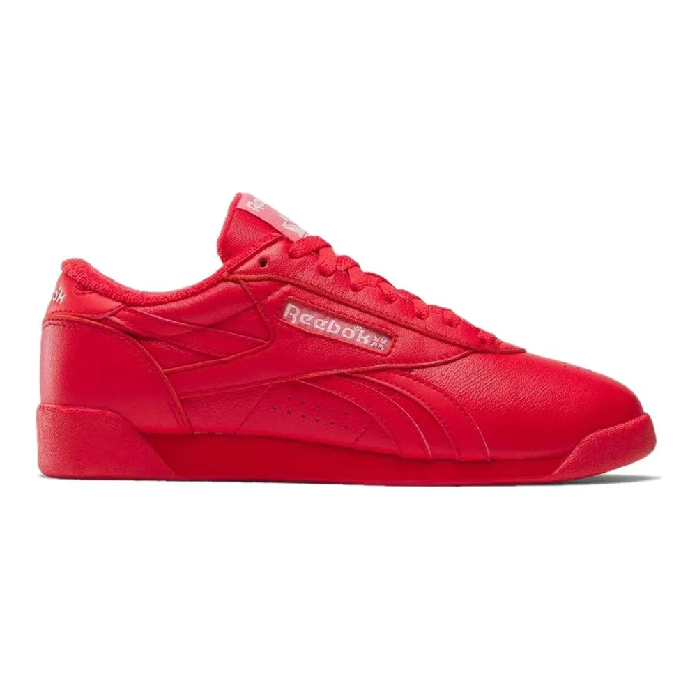 REEBOK WOMEN'S FREESTYLE LO (RED/RED/RED) — Style 100256057