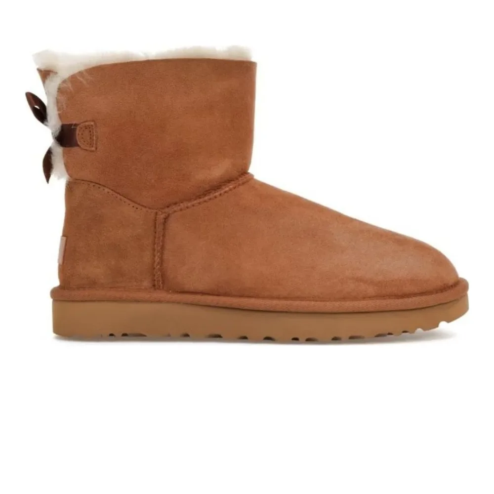 UGG MINI BAILEY BOW II (CHESTNUT)