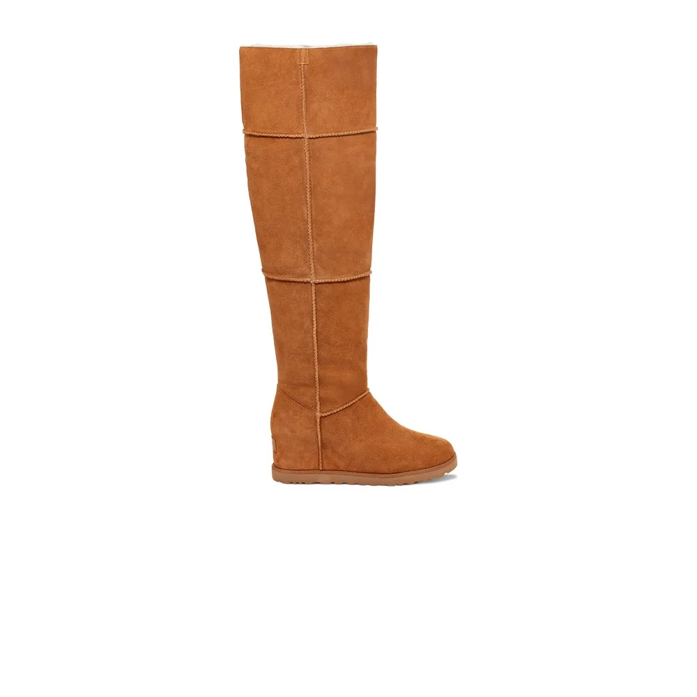 UGG WOMEN'S CLASSIC FEMME OTK (CHESTNUT) — Style 1104610-CHE